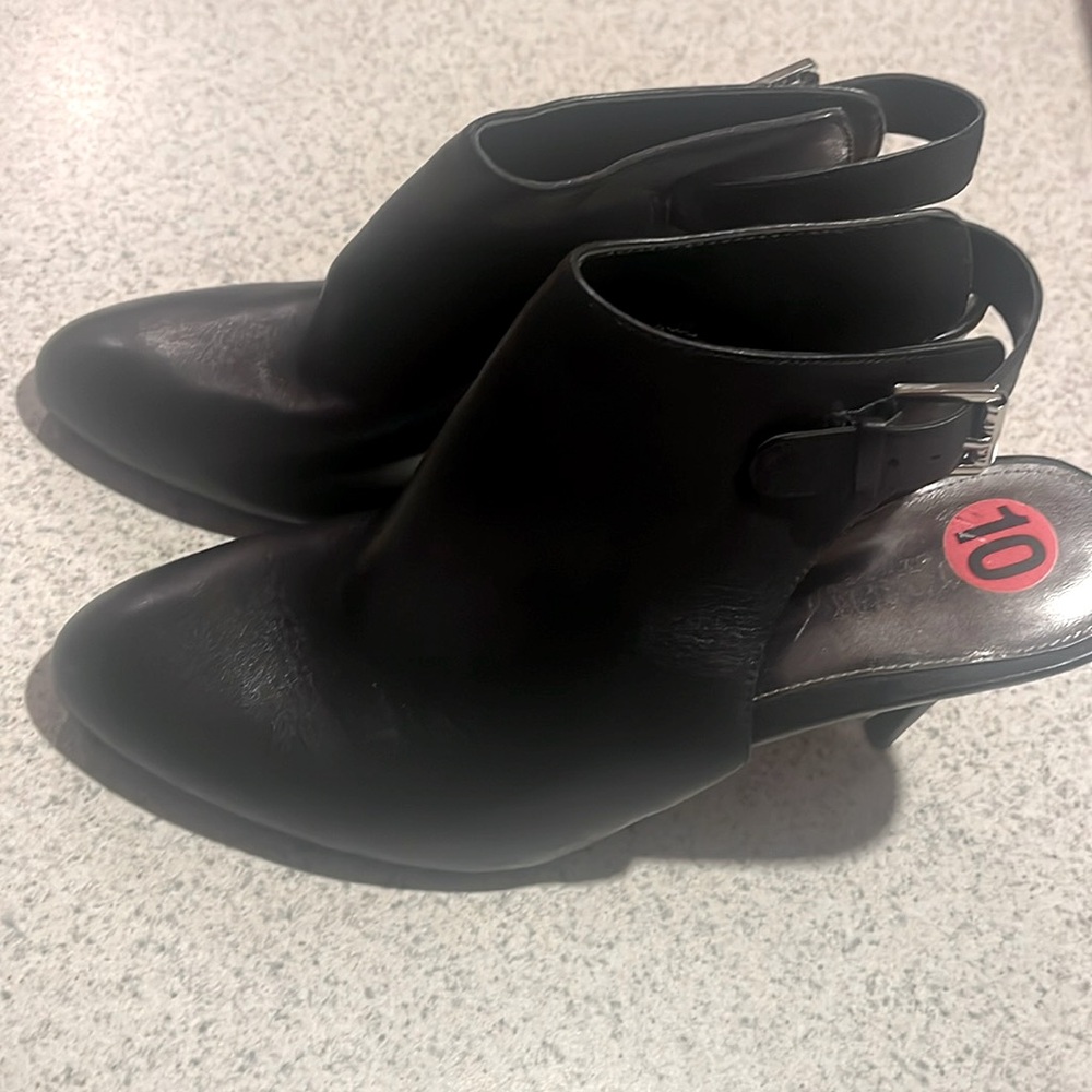 Lauren Ralph Lauren open back boot blk leather size 10